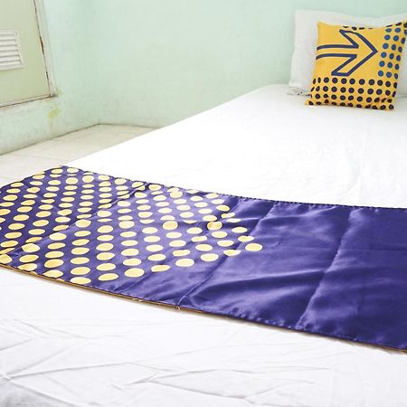 Hotel Spot On 93611 Kost Pak Suyatno Syariah 2 Ponorogo Exterior foto