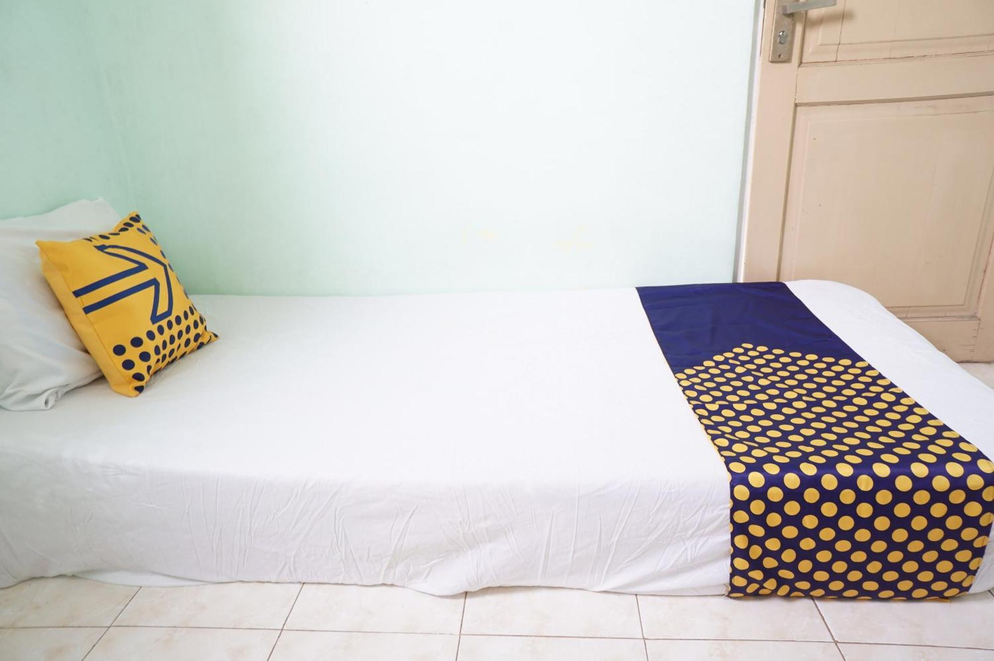 Hotel Spot On 93611 Kost Pak Suyatno Syariah 2 Ponorogo Exterior foto